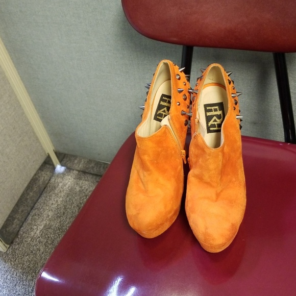 Bootie - Picture 3 of 3